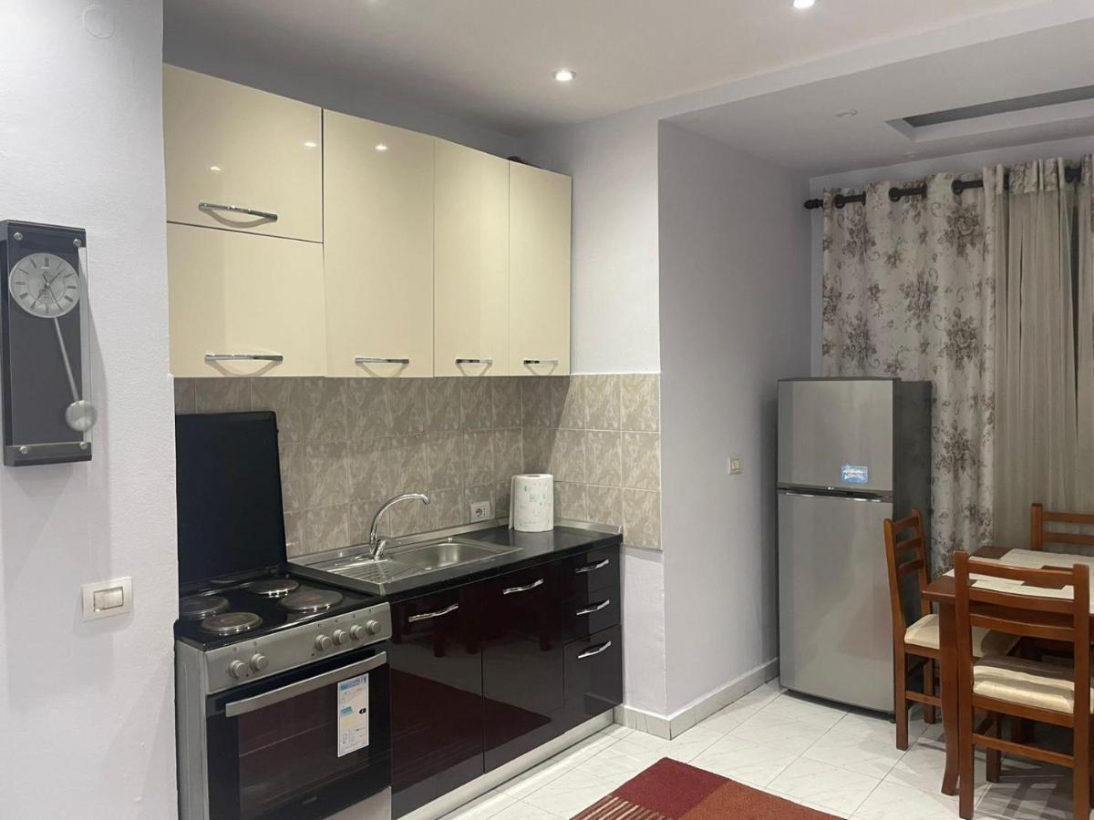 E&B Cosy Apartment Tirana Exteriör bild