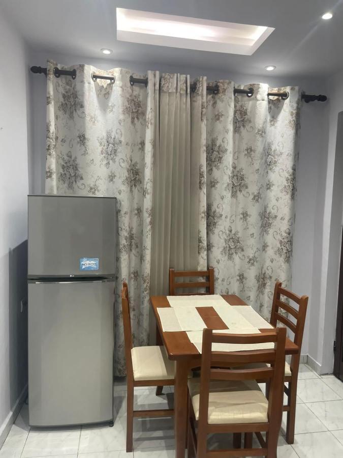 E&B Cosy Apartment Tirana Exteriör bild