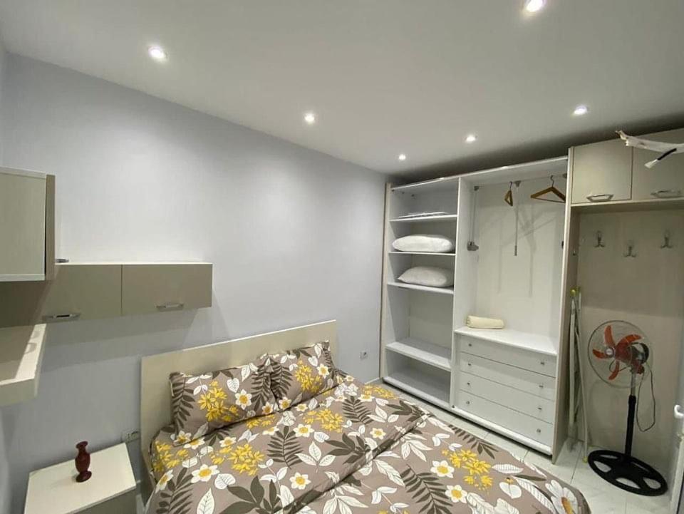 E&B Cosy Apartment Tirana Exteriör bild